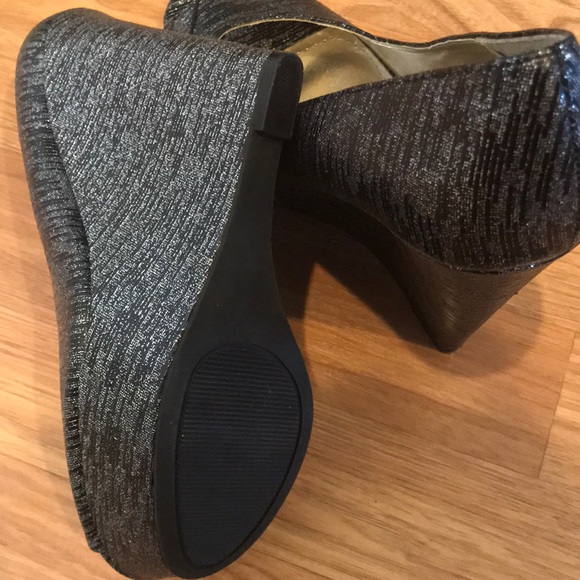 Steve Madden Heels Size 8 NWOT - Picture 4 of 4